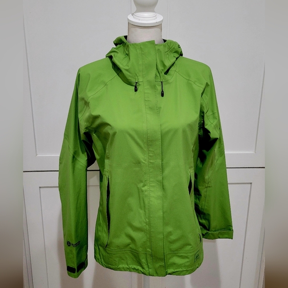REI Jackets & Blazers - REI Bright Green Hooded Rain Jacket | Size Medium